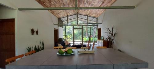 Carate House | Scarlet House
