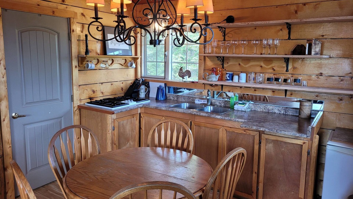 Central Okanagan Cabin | Scenic cabin overlooking Oyama Lake. Big deck. Pet-friendly!
