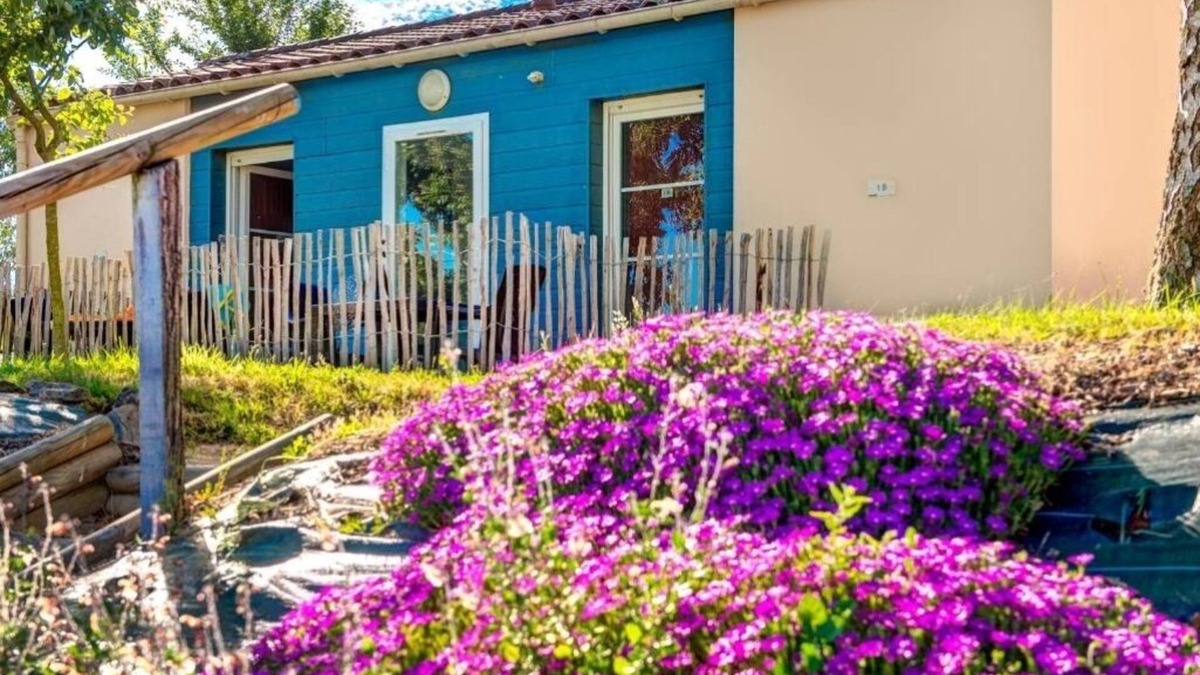 Les Epesses Apartment | Scenic Countryside Retreat Near Puy du Fou - Perfect for Family Getaways