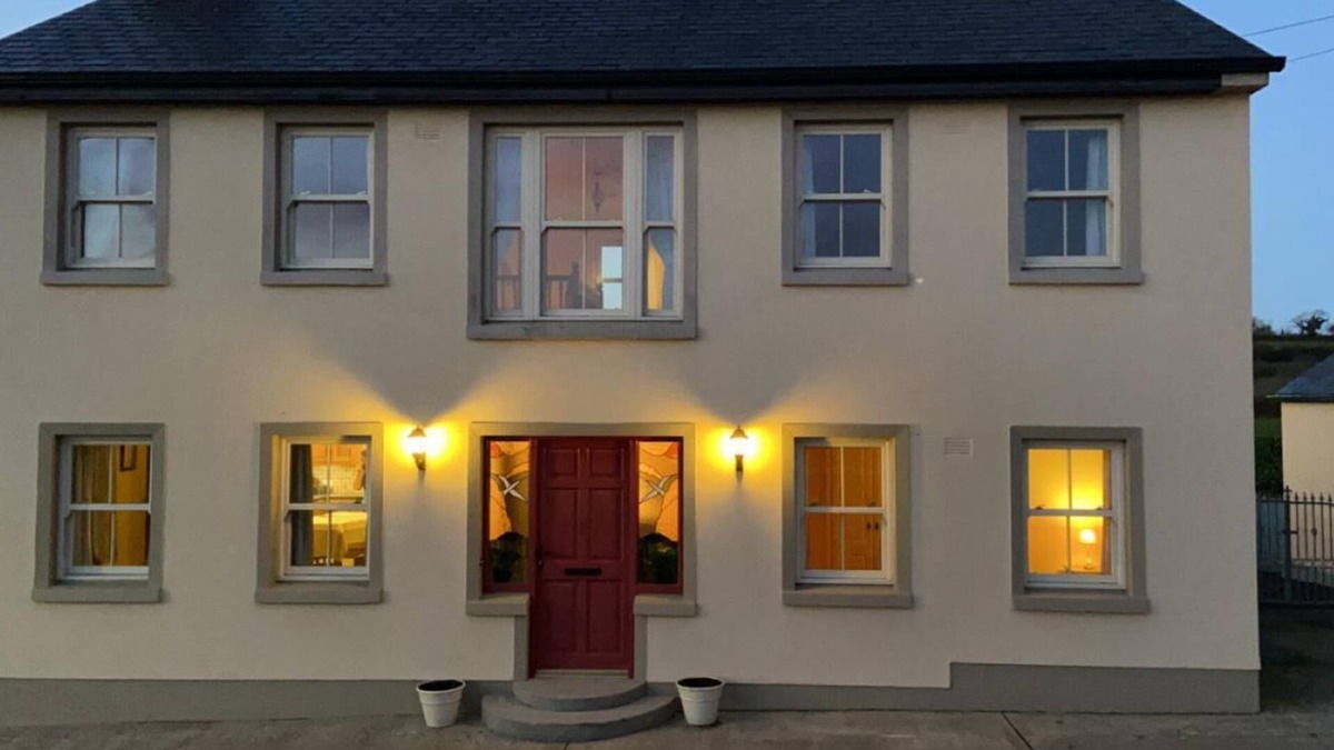 Labasheeda House | Scenic Estuary Way 3-Bed Home in Labasheeda