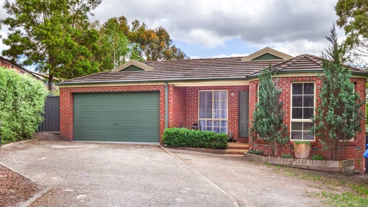 Mount Helen House | Scenic pet friendly home that sleeps 10