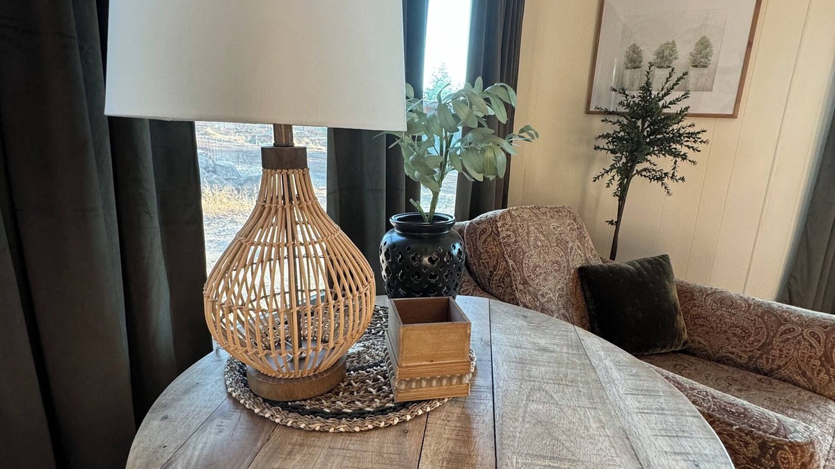 Raisin House | Scenic Ranch Retreat Near Fresno