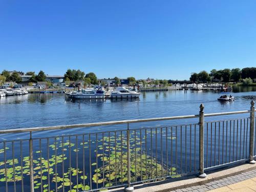 Cortober House | Scenic River Shannon Three bedroom house