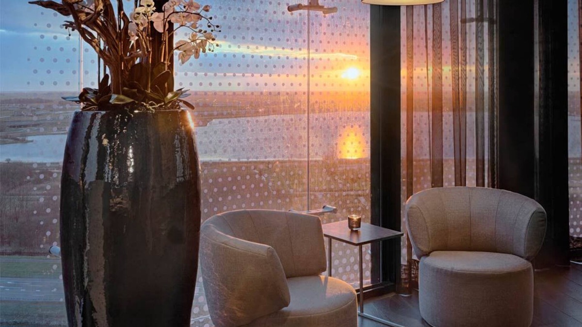 Zuidoost House | Scenic Urban Stay | Near Keukenhof, Tulip Fields & De Hoge Dijk Golf