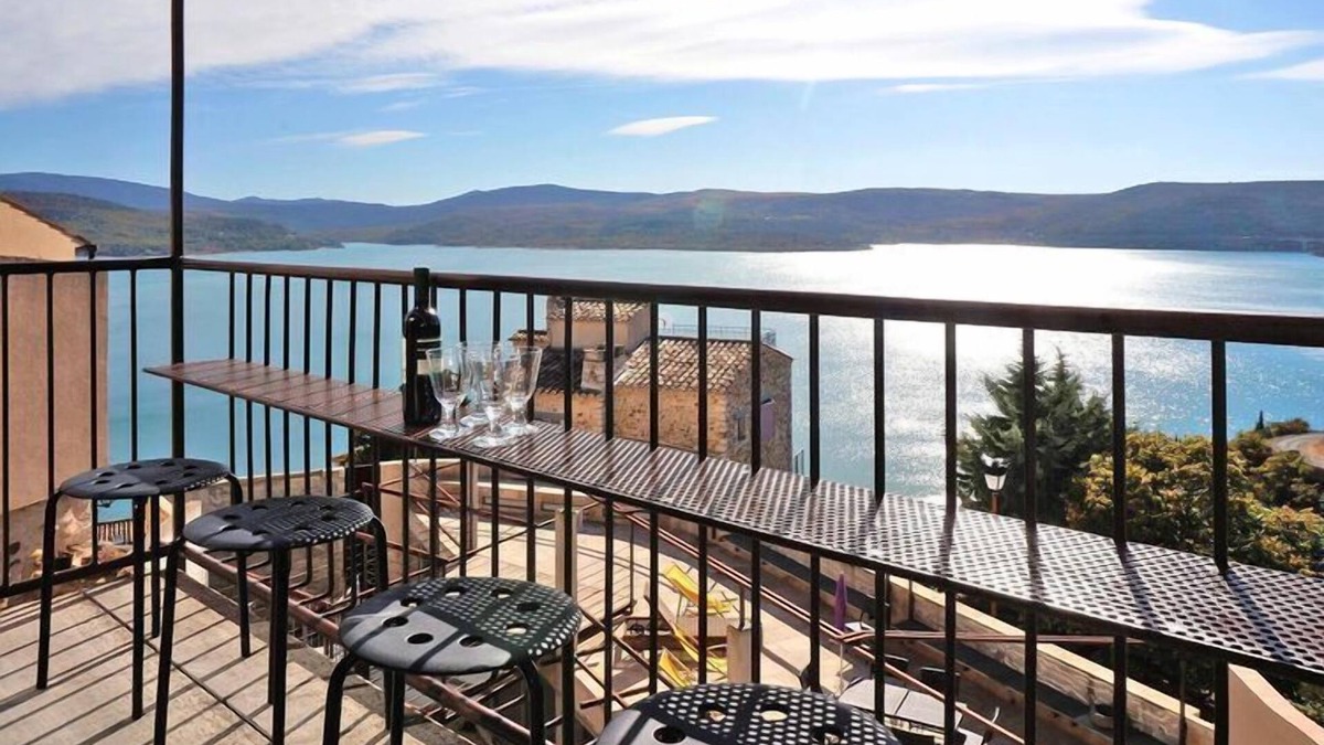 Sainte-Croix-du-Verdon House | Scenic Village Home with Lake Panorama