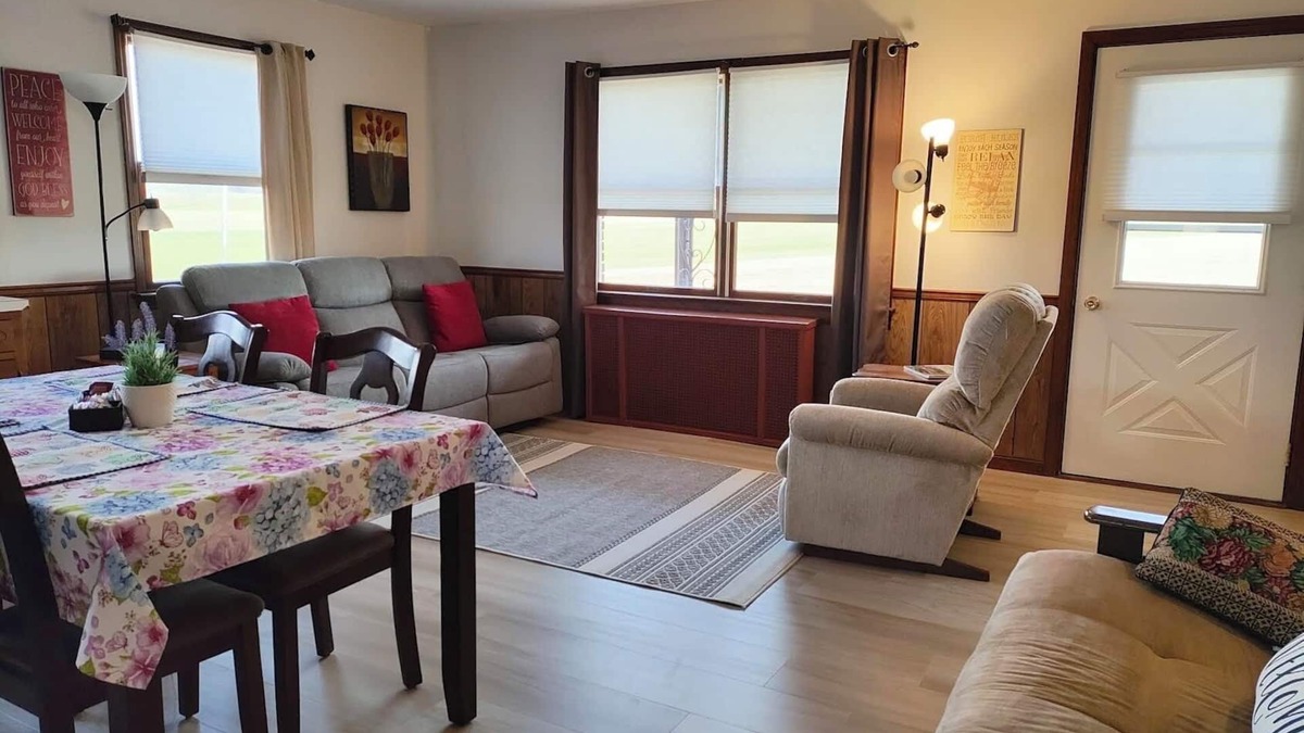 Gap House | Scenic View Lodging ~ A Country Suite with Country Charm.