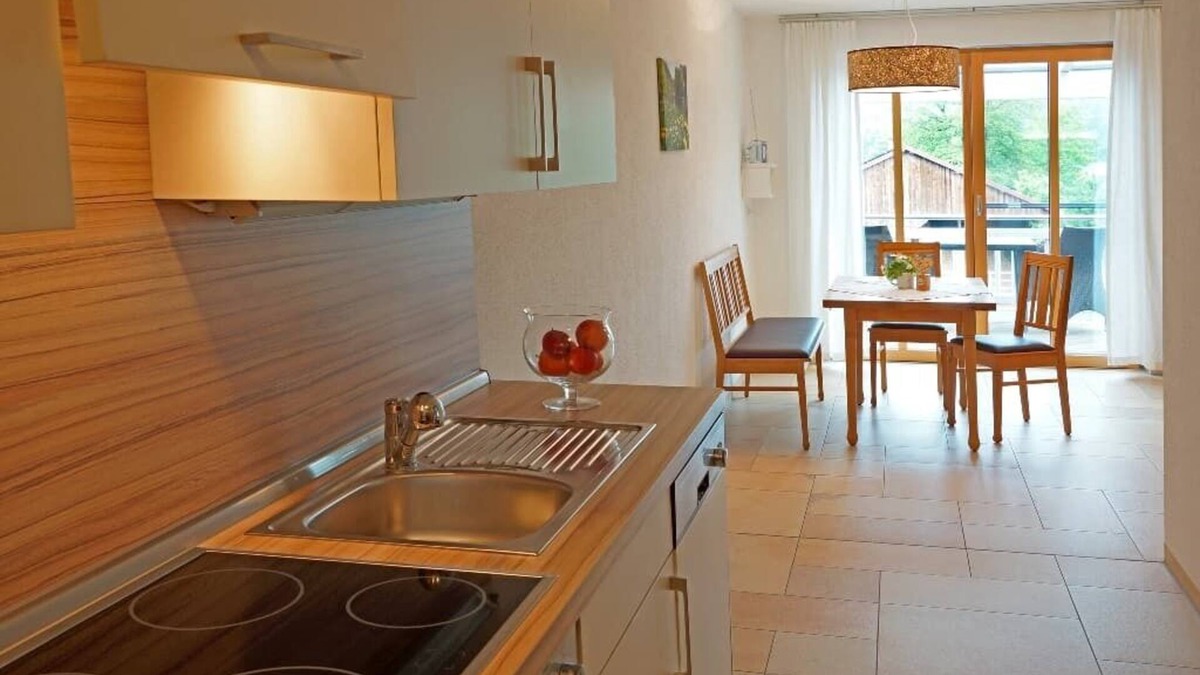 Burglengenfeld Apartment | Schöne 90m2 große Ferienwohnung mit Balkon
