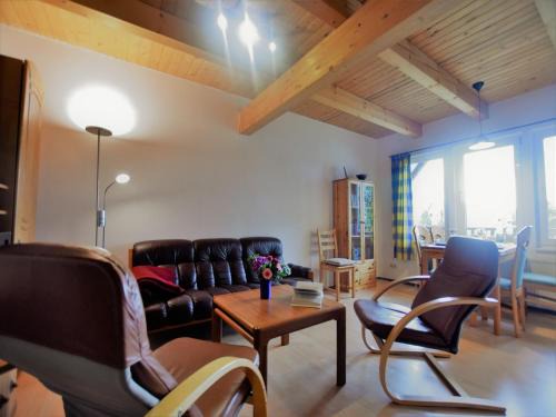 Boddin Apartment | Schöne Ferienwohnung mit Terrasse in Boddin, cleaning included