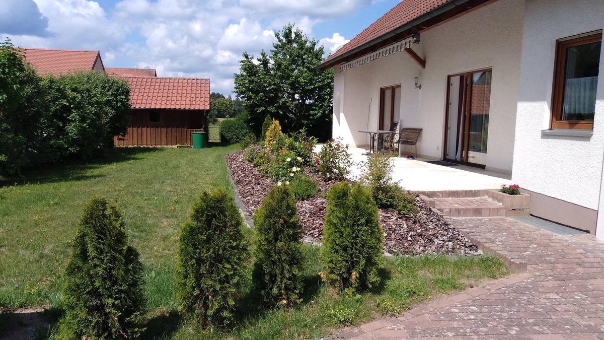 Pottenstein Apartment | Schöne Geräumige Ruhige Fewo auf dem Land