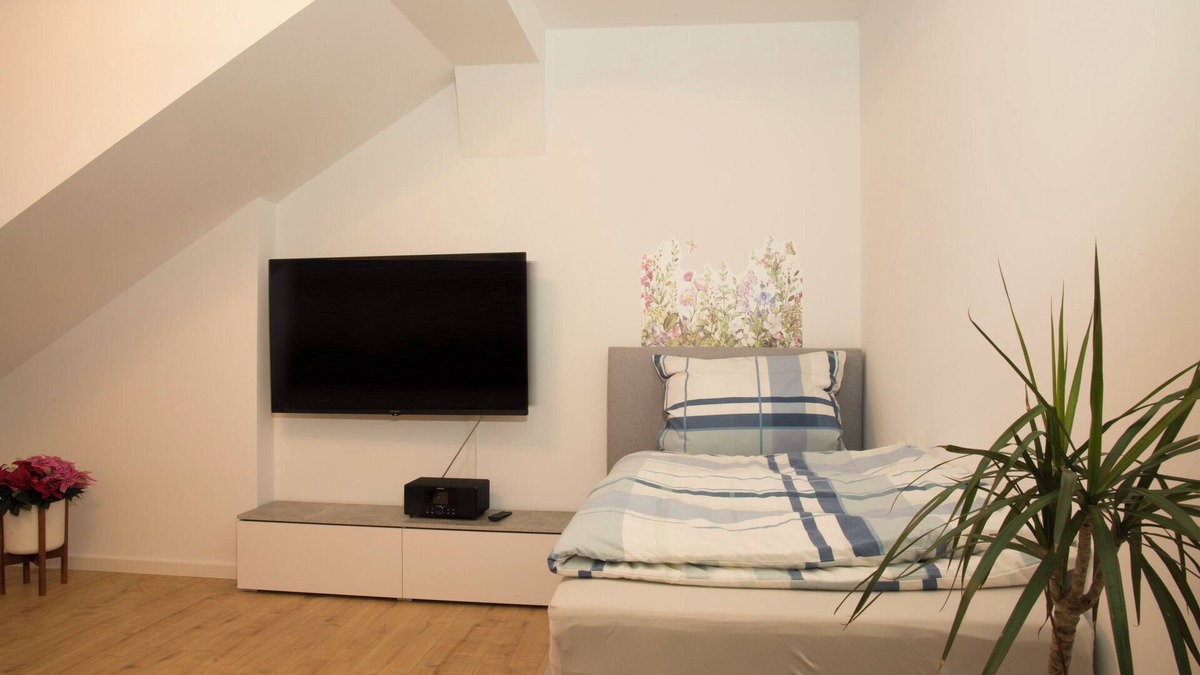 Ilversgehofen Apartment | Schöne Groß Ferienwohnung 79m² mit 2 Bad Ideal für Familie und Gruppe, 3.og