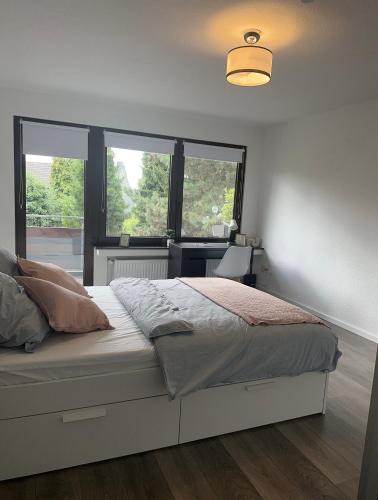 Frintrop Apartment | Schönes Apartment 1,5 Zimmer mit Balkon in Frintrop Essen