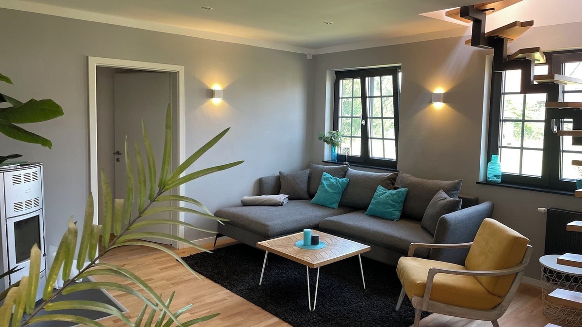 Binzwangen Apartment | Schönes Appartement mit Zwei Stockwerken und Kostenfreien Parkplätzen