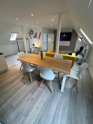 Eicken Apartment | Schönes Maisonette Apartment in schöner Lage MG18