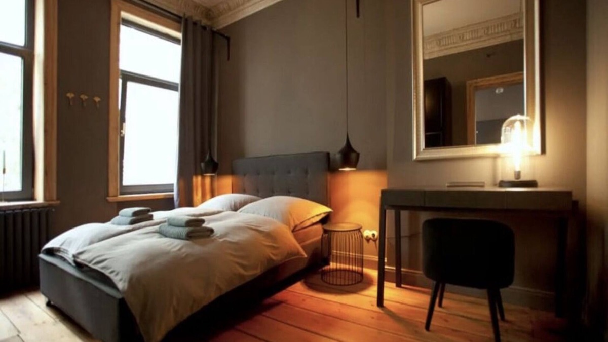 Altona-Altstadt Apartment | Schanzen Loft-City, Messe, Reeperbahn Karoviertel