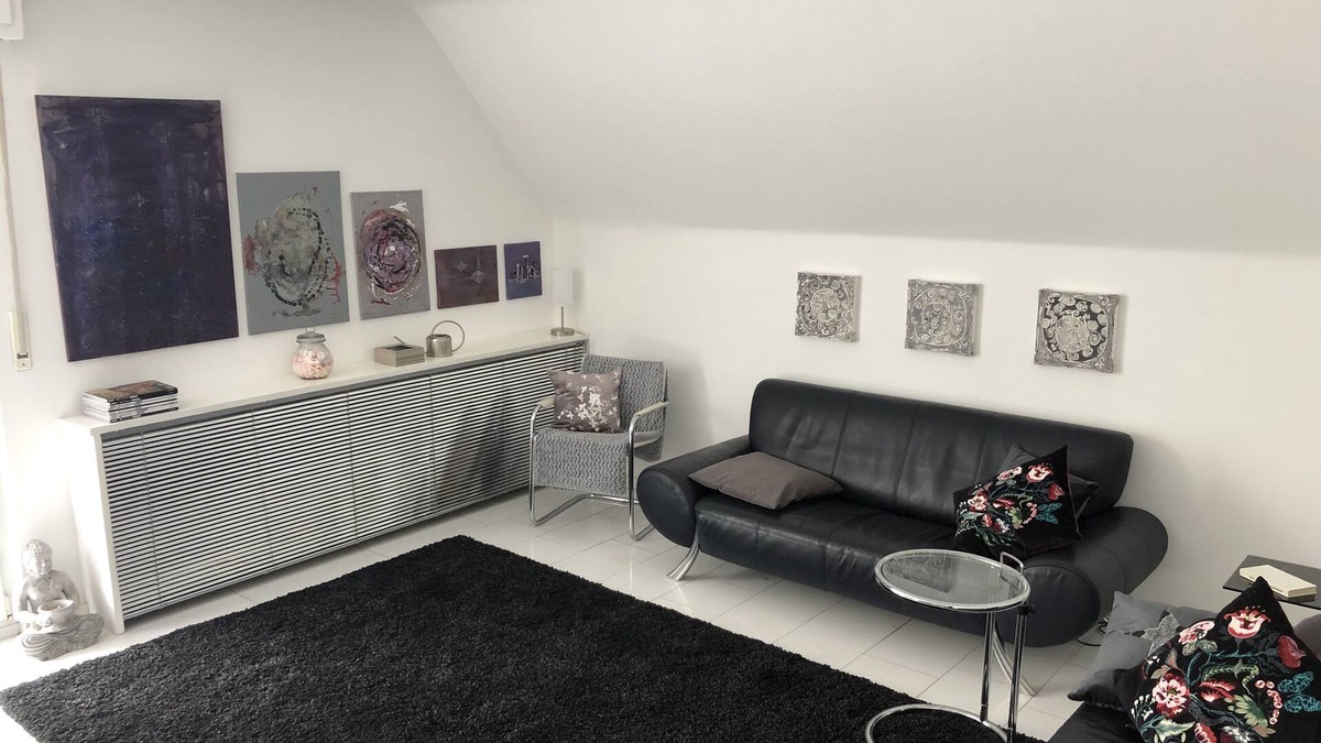 Haan Apartment | Schicke Wohnung mit Terrasse
