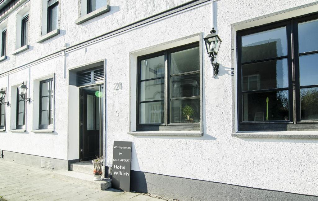 Schiefbahn Hotel | SCHLAFGUT! HOTEL-WILL.ICH Garni