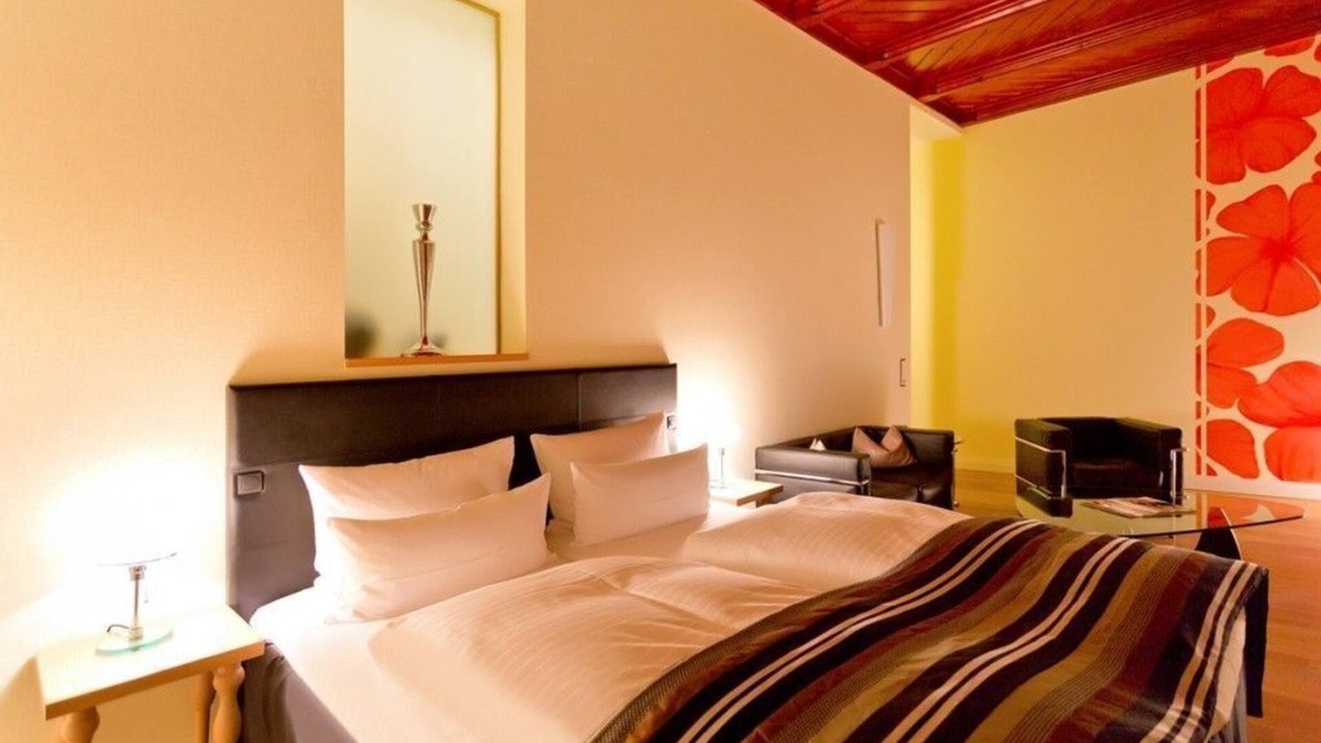 Lohme Apartment | Schloss Großes Doppelzimmer bis 2 Personen Parkblick - Schloss Ranzow - Privathotel, Wellness,