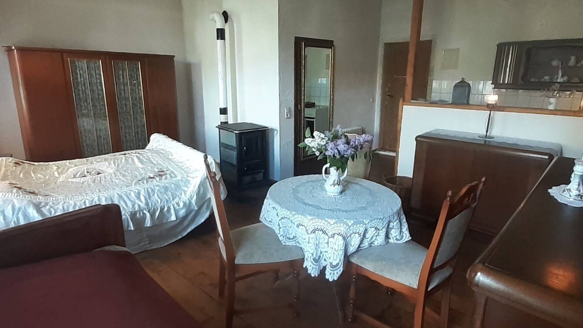 Bahretal Apartment | Schloss Ottendorf - Ferienwohnung für 3