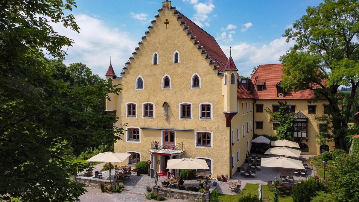Schraden Hotel | Schloss zu Hopferau