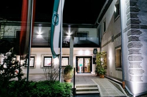 Thannhausen Hotel | Schlosstaverne Thannhausen