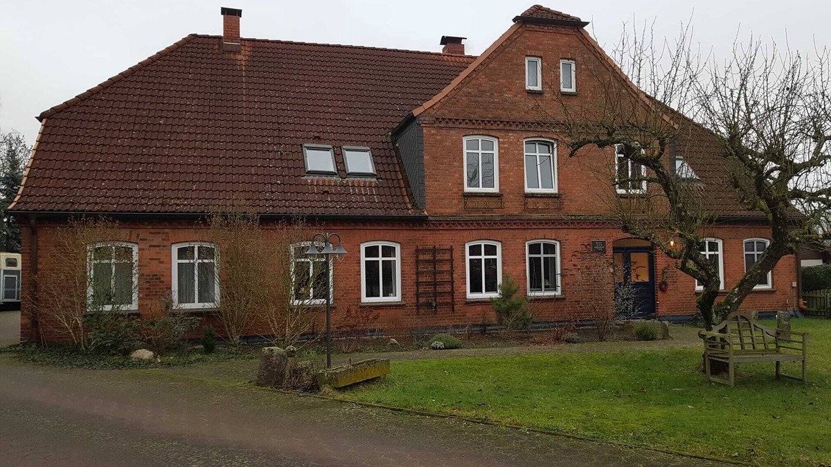 Leussow Apartment | Schnuckelige Kleine Ferienwohnung Direkt an der Lübtheener Heide