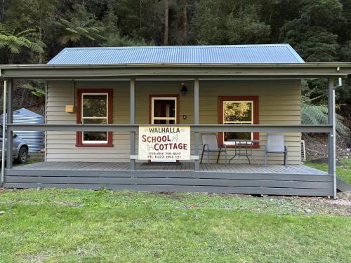 Walhalla House | School Cottage