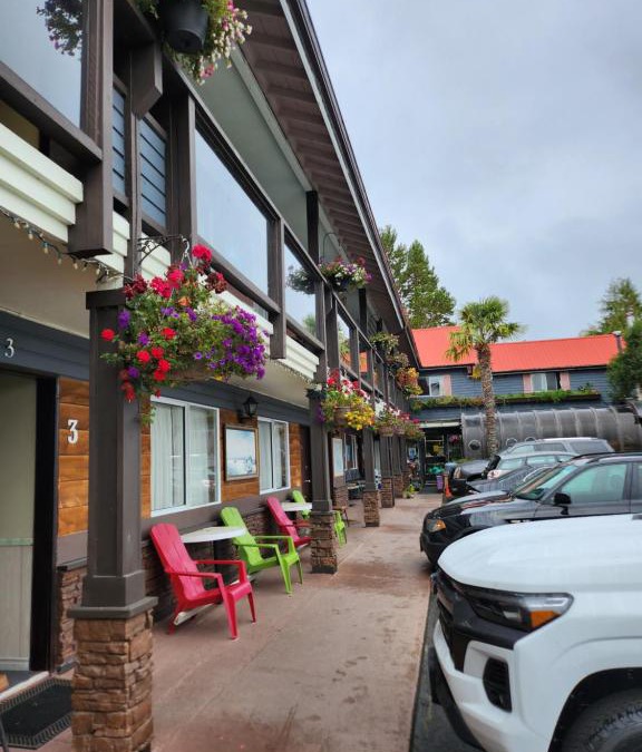 Tofino Hotel | Schooner Motel