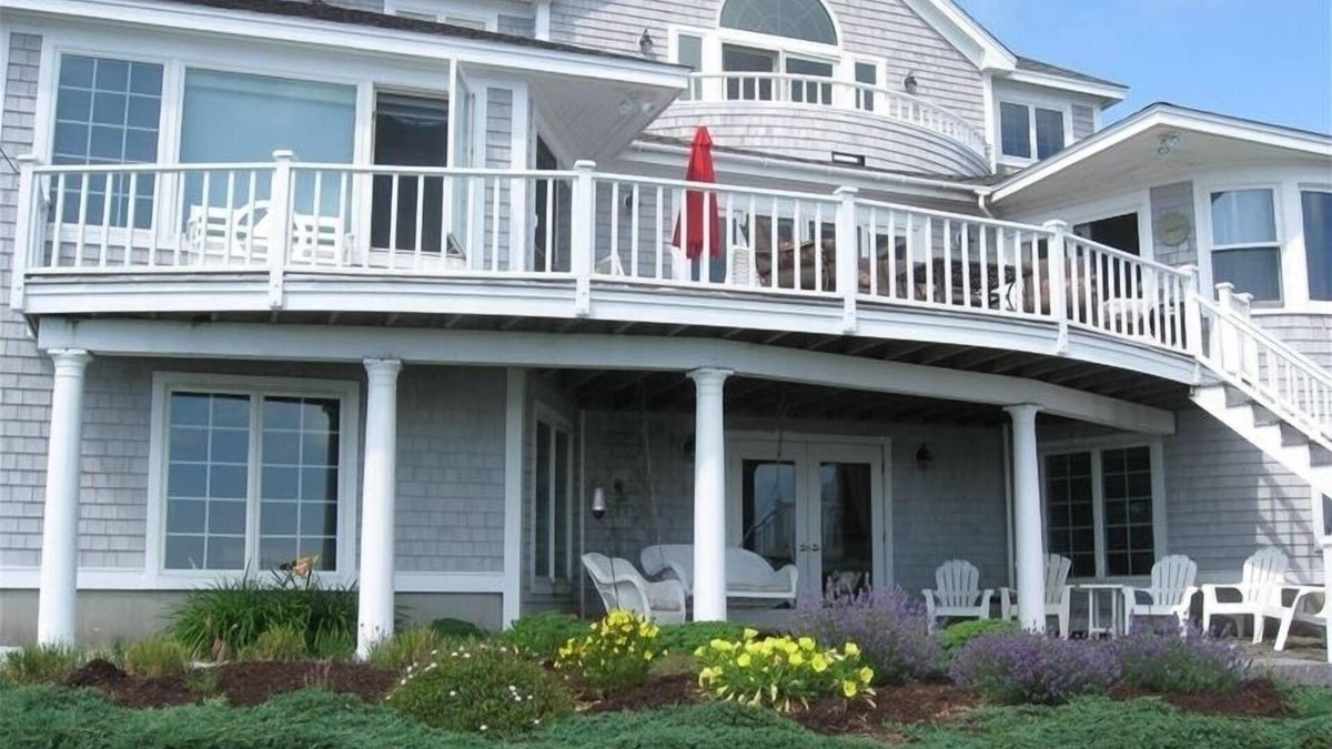 Owls Head House | Schooners Landing - Luxury Oceanfront Home With Lighthouse Views