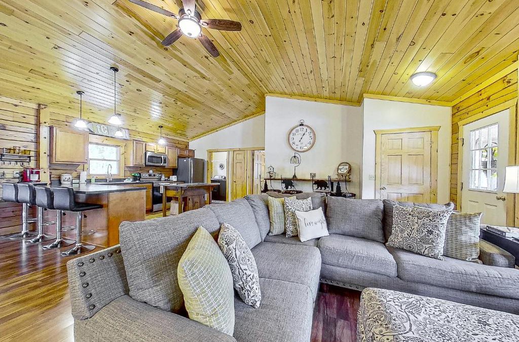 Warrensburg House | Schroon River Adventures