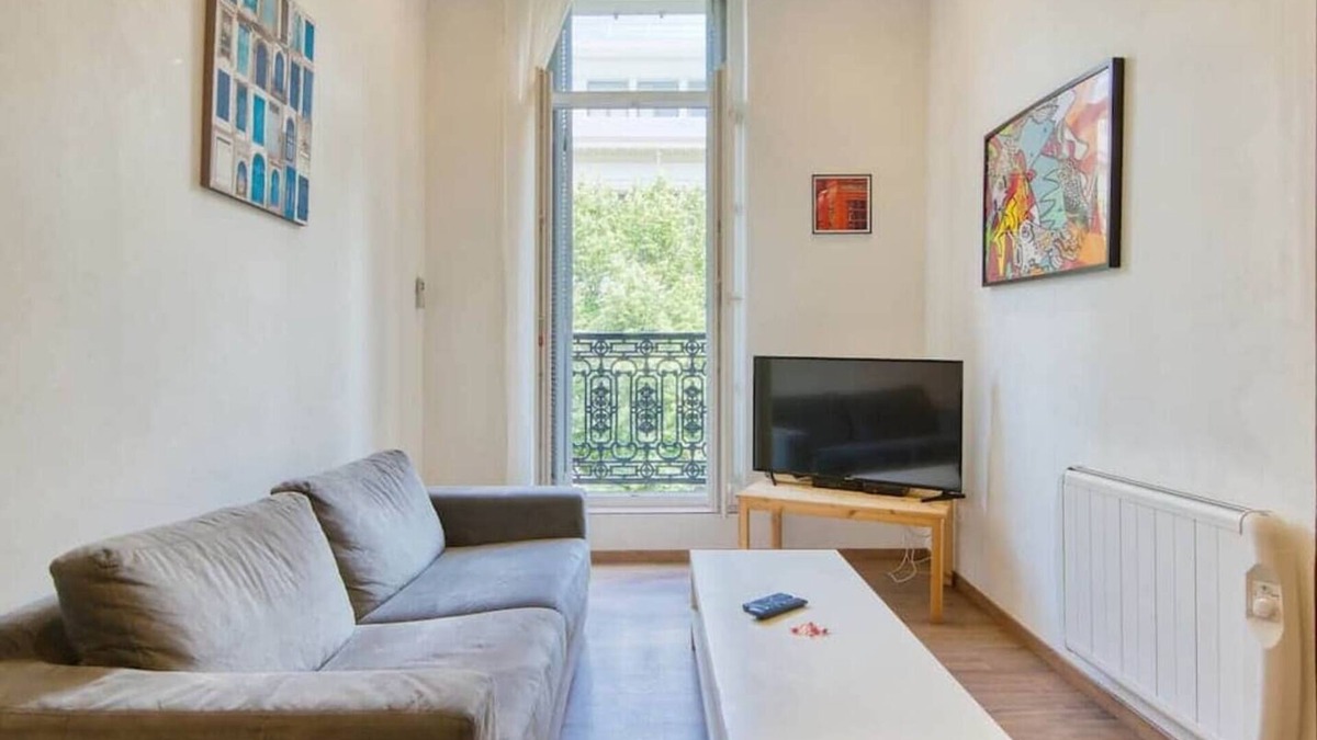 La Joliette Apartment | SCHUMAN 2 - The happiness of Joliette