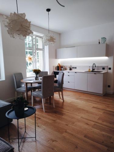 Hostejn House | Schupplerova vila