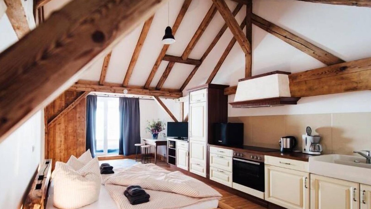 Neidlingen Hotel | Schwäbisches Caféhaus Alte Kass