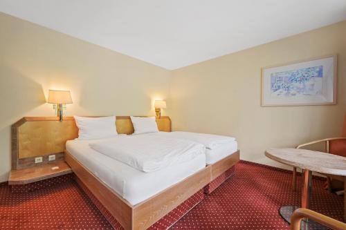 Altensteig Apartment | Schwarzwaldapartment Nr 17 30qm Doppelbettbett Rustikal
