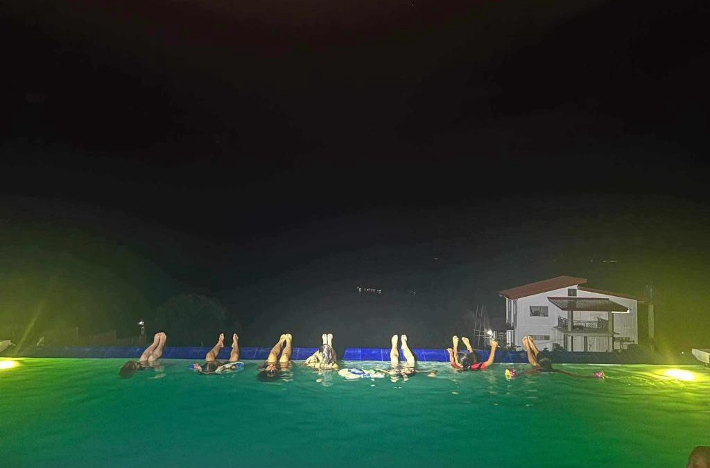 Oslob Villa | SCIA Hills Exclusive 25pax WiFi Netflix HBO Videoke Pool