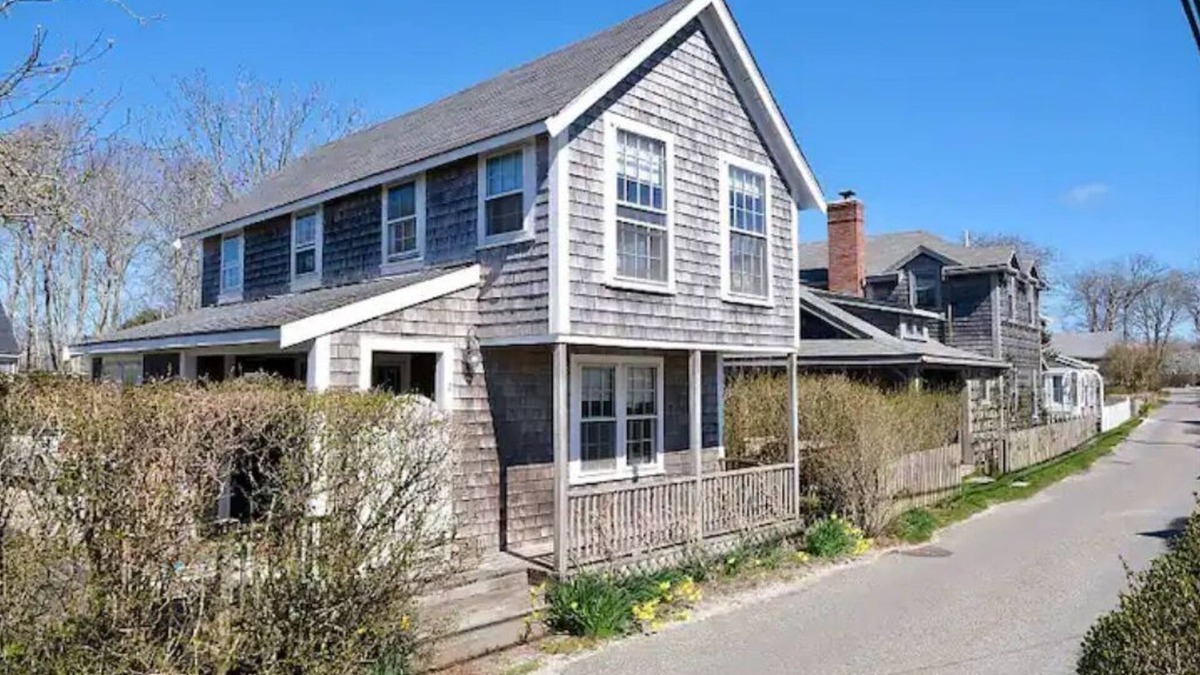 Siasconset House | ‘Sconset Charmer, steps to beach