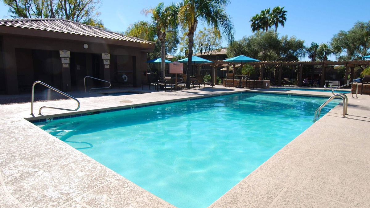 Paradise Valley Village Condo | Scottsdale Condo ,Ground Floor, Fast Wi-Fi, King Bed, Hot tub/Pools, Gated