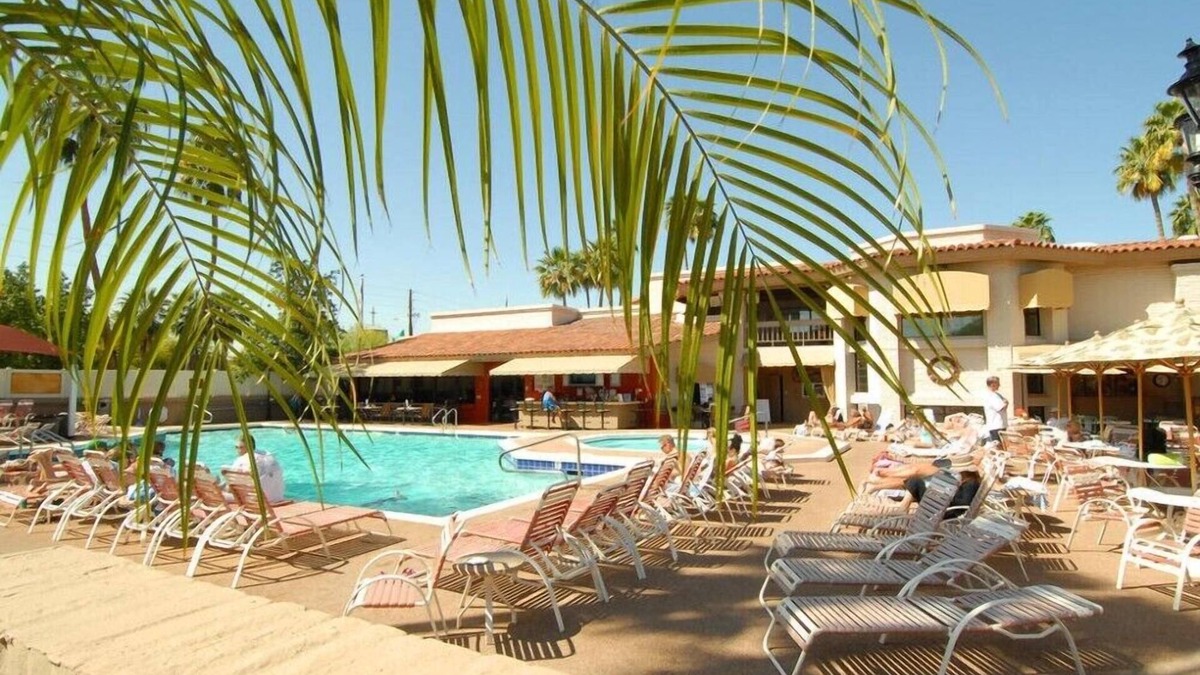 Arcadia Condo | Scottsdale Resort Spacious 2BR Condo with Outdoor Fireplace