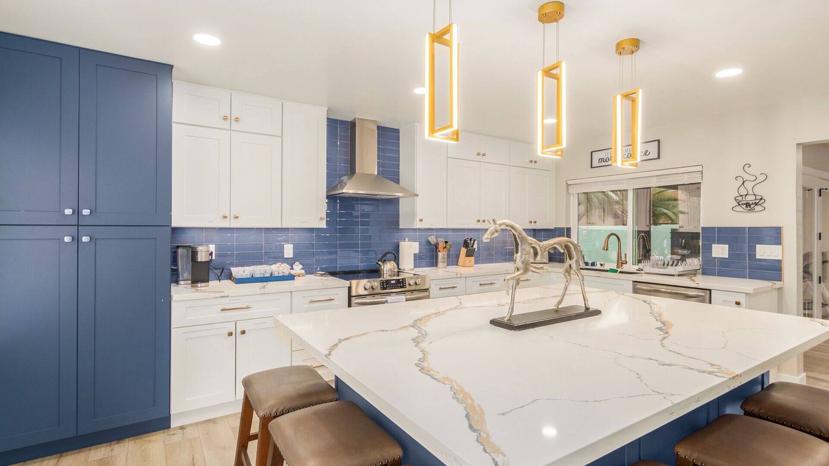 Central Scottsdale House | Scottsdale Retreat w/Pool, Games & Putting Green!