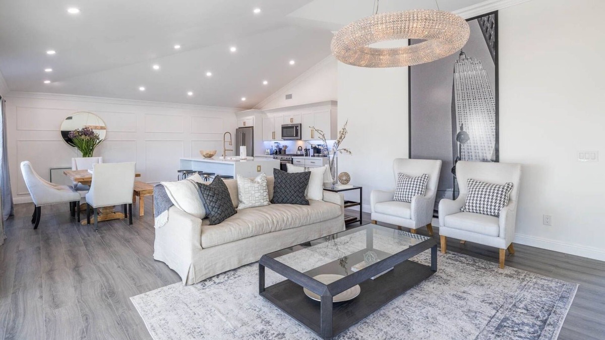Scottsdale Estates Nine Condo | Scottsdale Roma 3 Bedroom Home by Redawning