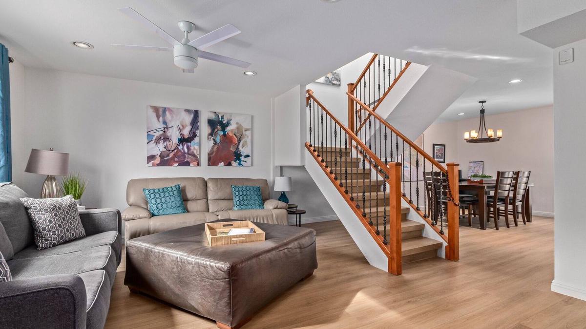 Entertainment District House | Scottsdale Townhome 2BD, Easy Walk to Old Town