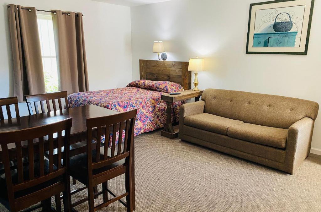 Munising Hotel | Scotty's Motel