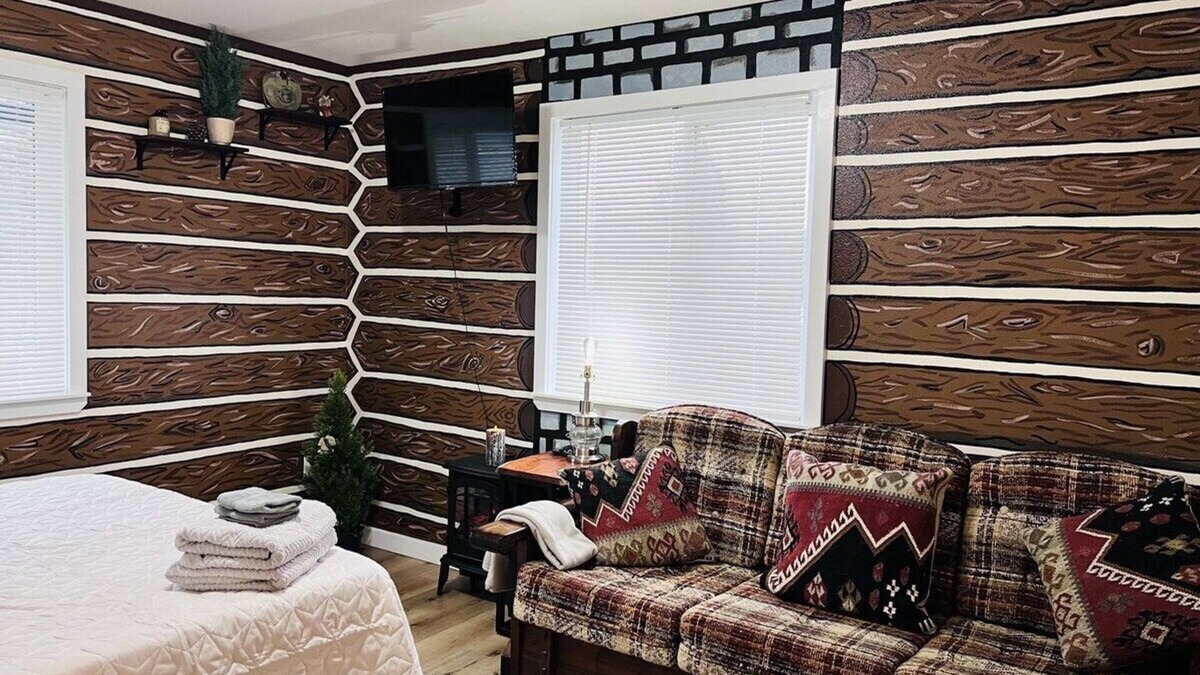 Southeast Salem Apartment | Scout- a rustic “cabin” apartment, very fast wifi