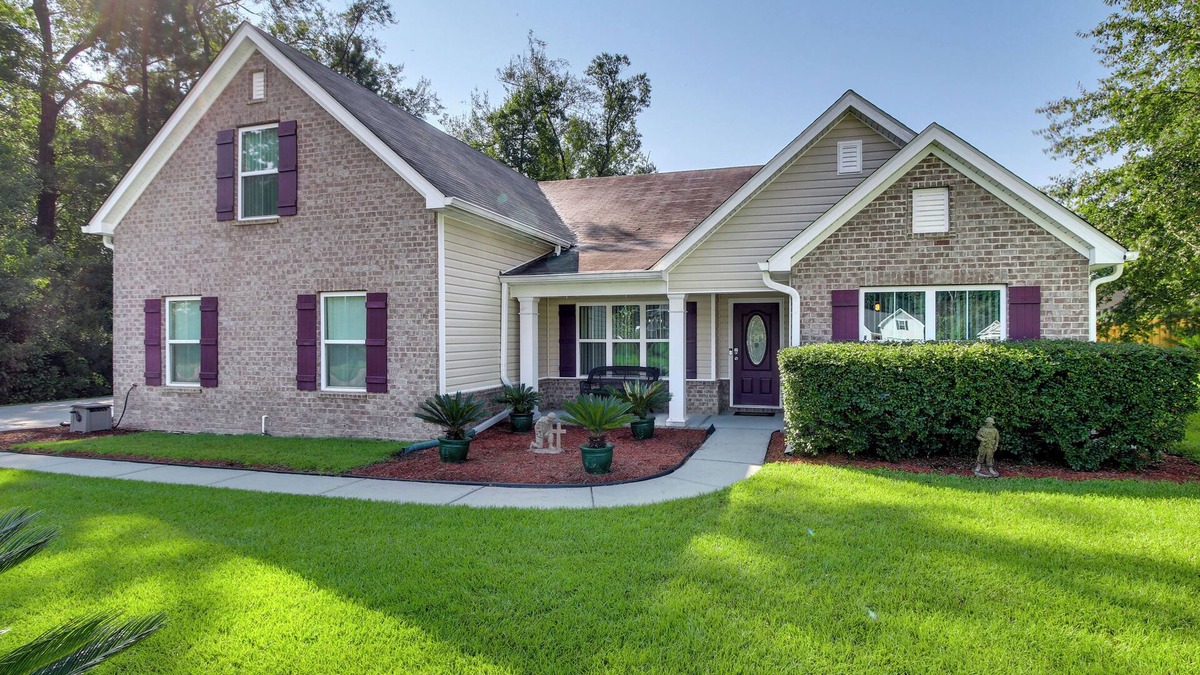 Rincon House | Screened Patio: Rincon Home, 18 Mi to Savannah!