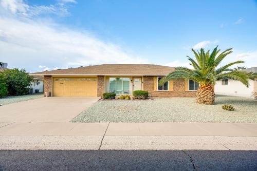 Sun City House | Screened Porch and Gas Grill Sun Valley Home!
