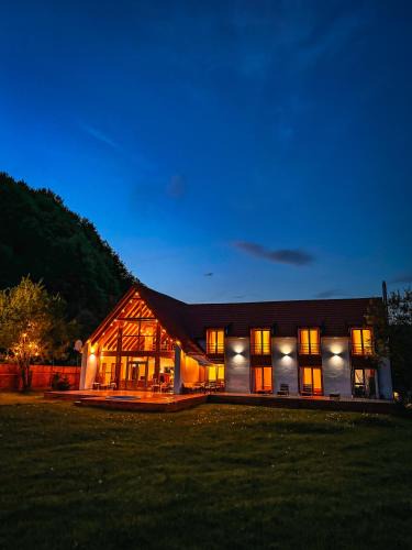Scrind-Frasinet Ski Chalet | Scrind 11 - Madleine Chalet
