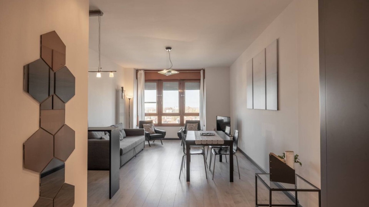 Padova Apartment | Scrovegni Chapel Grey Apartment
