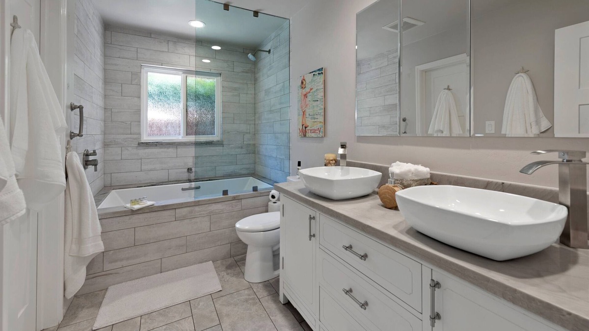 Del Cerro House | SDSU Beach Cottage (San Diego State University)