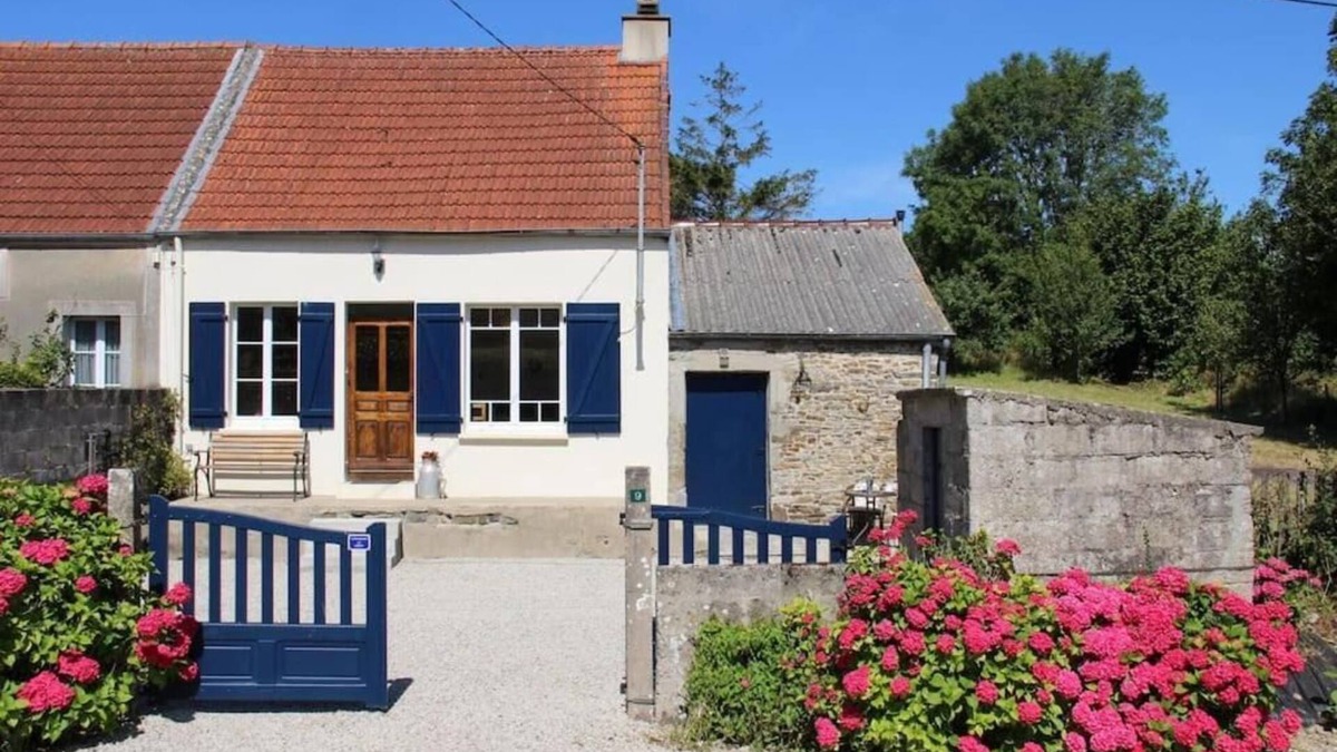 Portbail House | Sea and country cottage