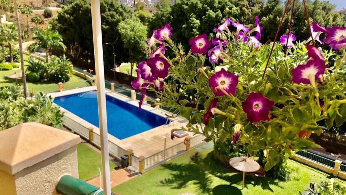 Torrequebrada Condo | Sea and Golf view, luxury apartment in luxury residence