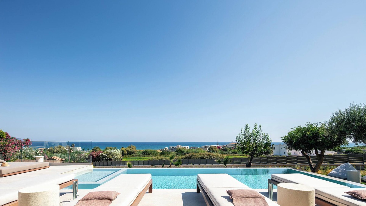 Dramia Villa | Sea and mountain views, private heated pool, fire pit, kids pool, large garden!